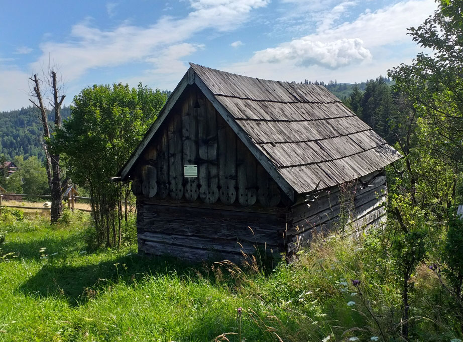 Pod Babiogórską Strzechą u stóp Babiej Góry