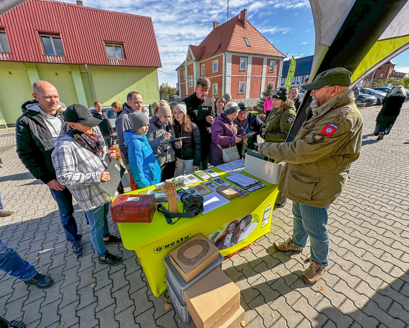 19 października - Otwarcie  dwóch  questów w Toruniu